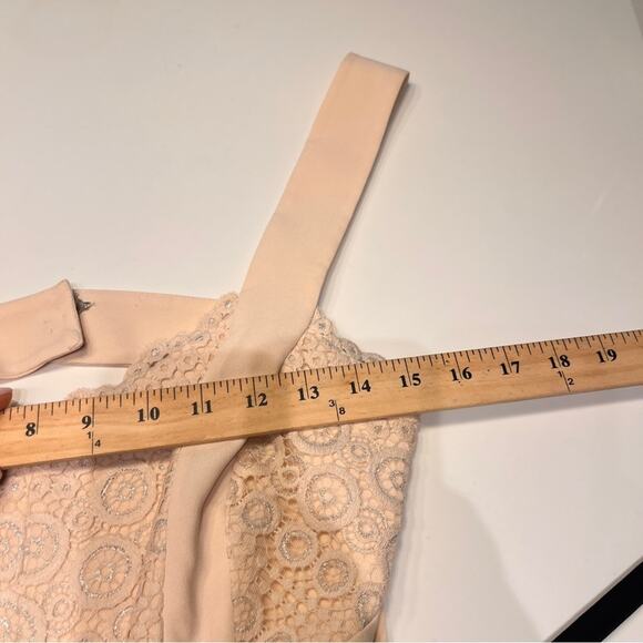 NEW BCBGMAXAZRIA Cream Open Back Alena Dress Sz 10 - Picture 9 of 12